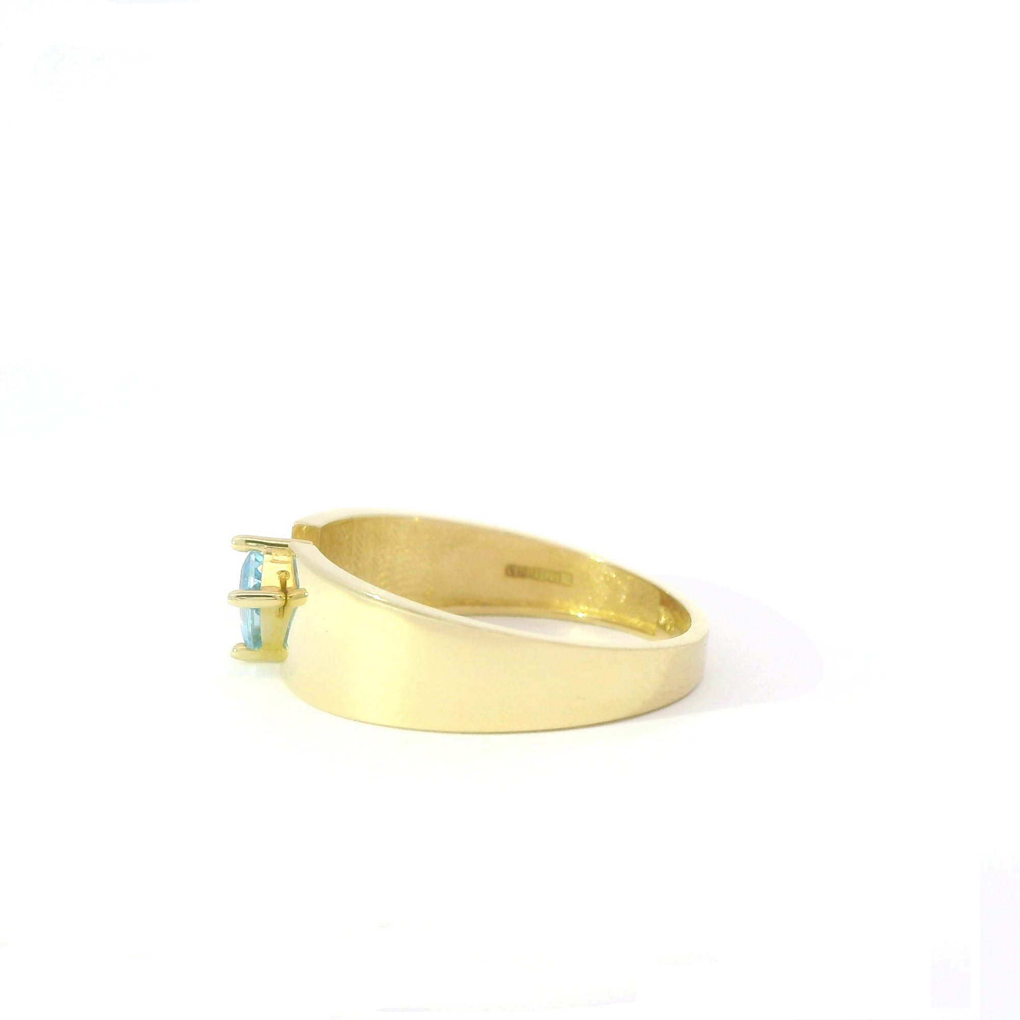 Klea Blue